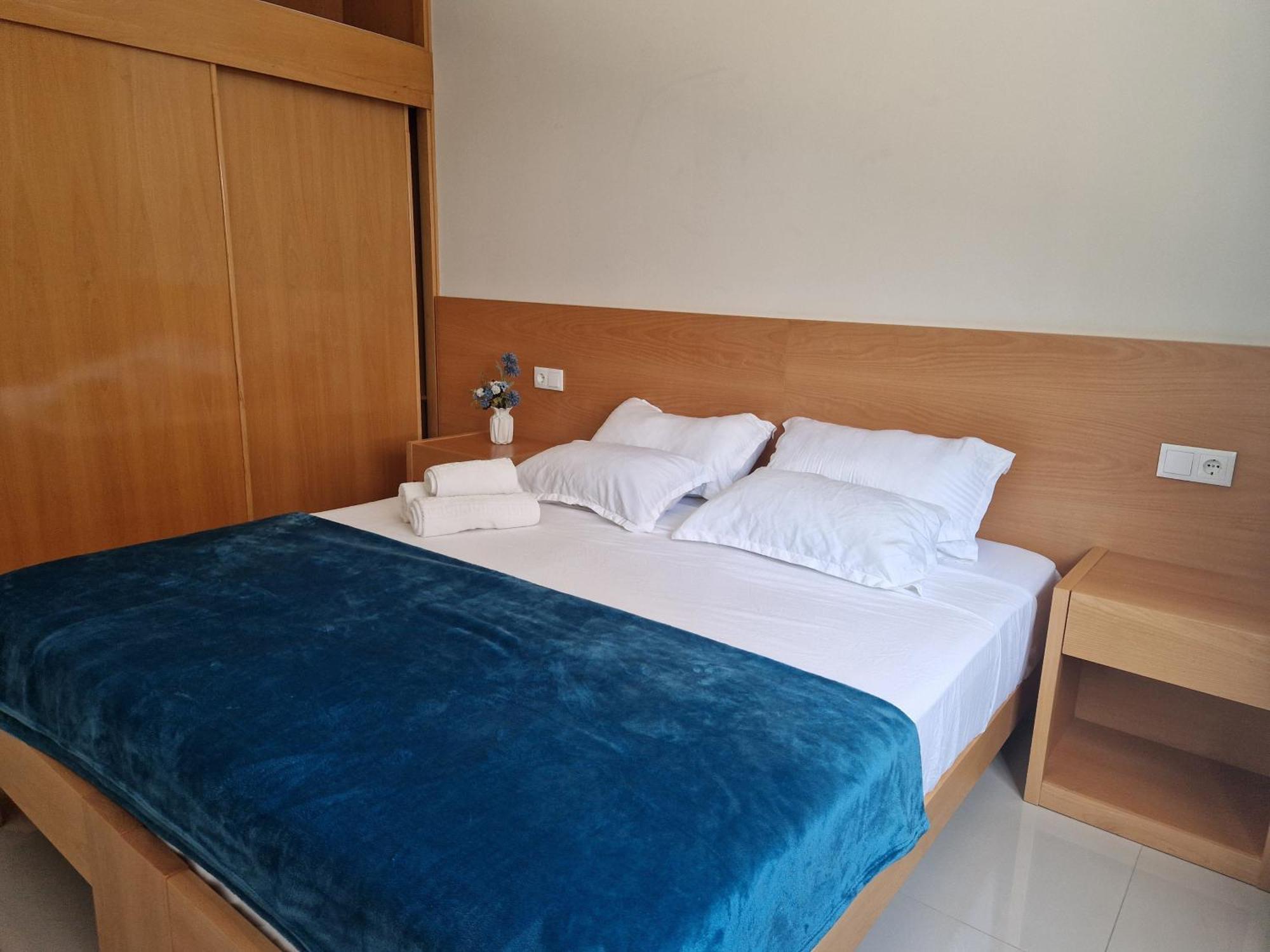 Apartamentos Beira-Mar Миндело Екстериор снимка