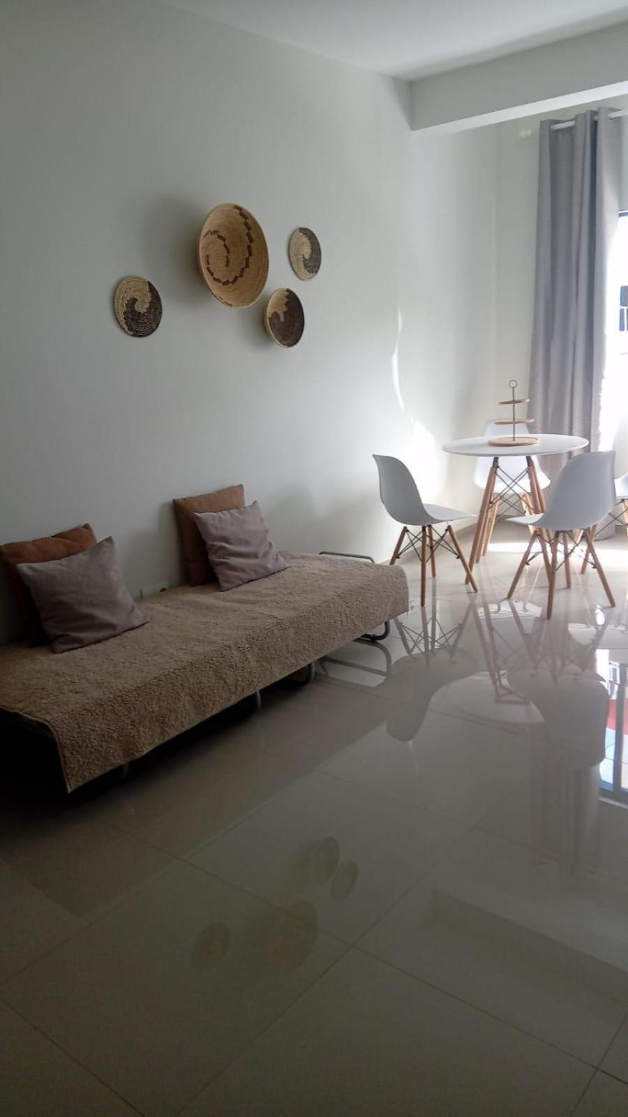 Apartamentos Beira-Mar Миндело Екстериор снимка